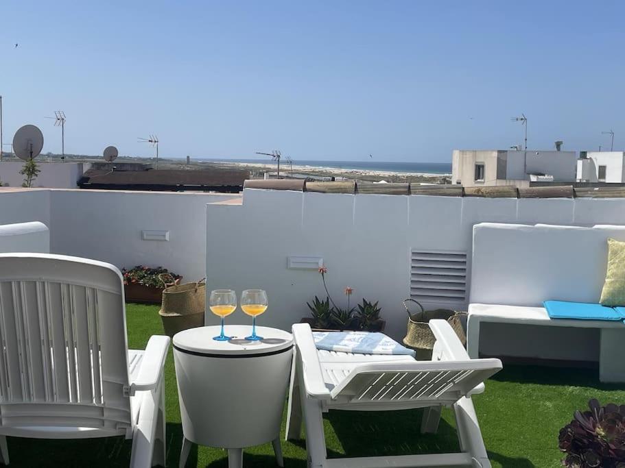 Casa Lola Conil, Azotea Al Mar Y Parking Solo Familias O Parejas