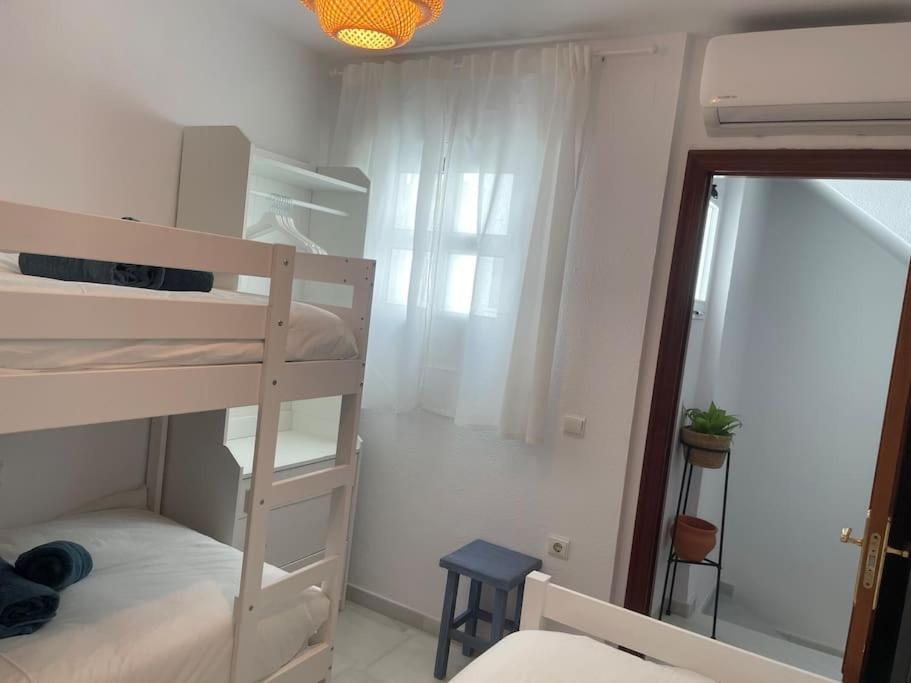 Casa Lola Conil, Azotea Al Mar Y Parking Solo Familias O Parejas Conil De La Frontera