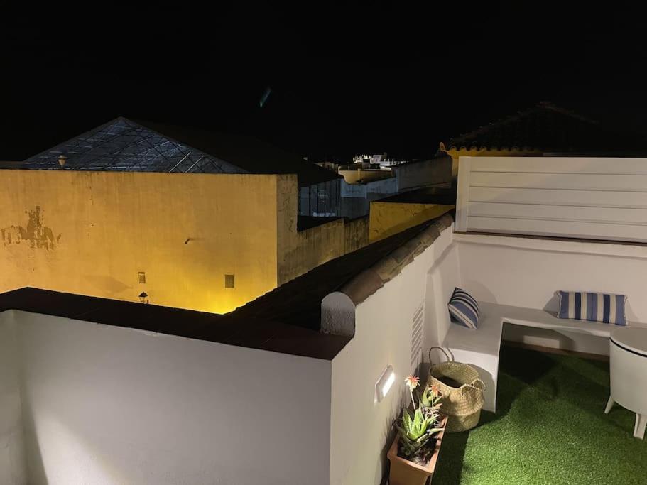 Vakantiehuis Casa Lola Conil, Azotea Al Mar Y Parking Solo Familias O Parejas Conil De La Frontera