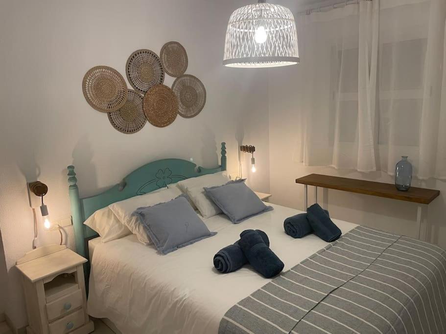 Casa Lola Conil, Azotea Al Mar Y Parking Solo Familias O Parejas * Conil De La Frontera